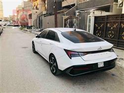 هیوندای ئەلەنترا